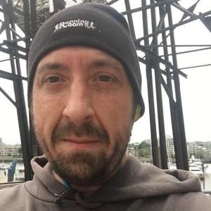 Meet your Posher, Troy